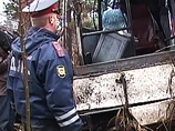 Микроавтобус, в котором находились 14 человек, перевернулся утром в пятницу на федеральной трассе в Иркутской области,