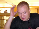 Журналист "Коммерсанта" Олег Кашин, который был жестоко избит в ночь на 6 ноября, по-прежнему находится в реанимации