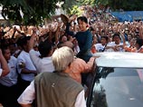 Лидер оппозиции Мьянмы произнесла первую речь на свободе: "Нет причин падать духом"