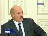 Вначале программа напомнила одно из последних скандальных высказываний белорусского лидера в адрес России: "Главное, должен был бы пройти референдум года три назад или больше, но Россия не захотела пойти на референдум"