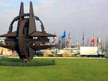 Что касается вступления Грузии в НАТО, то Саакашвили надеется получить подтверждение готовности альянса принять республику в свои члены на саммите НАТО в Лиссабоне