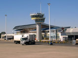 Опасная находка была сделана на борту самолета авиакомпании Air Berlin, готовившегося вылететь из Виндхука (столицы Намибии) в Мюнхен