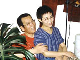 Его супруга Лю Ся находится под постоянным наблюдением властей. В 2009 году Лю Сяобо был приговорен к 11-ти годам тюремного заключения