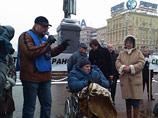 Сам главный редактор "Химкинской правды" Бекетов также принял участие в митинге