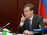 Медведев озадачил ведомства состоянием электрических сетей и лампочек Медведев озадачил ведомства состоянием электрических сетей и лампочек