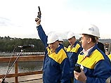 Краснолужский мост перевозят в район Киевского вокзала Краснолужский мост перевозят в район Киевского вокзала