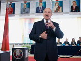 Лукашенко обвинил Россию в финансировании оппозиционных кандидатов в президенты Лукашенко обвинил Россию в финансировании оппозиционных кандидатов в президенты