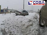 В Екатеринбурге введен режим чрезвычайной ситуации: снега выпало втрое больше нормы