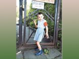 Монастырь распорядился заварить проход через территорию обители. С тех пор больные дети вынуждены обходить весь монастырь целый километр Монастырь распорядился заварить проход через территорию обители. С тех пор больные дети вынуждены обходить весь монастырь целый километр