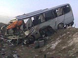 Лобовое столкновение автобуса с "КамАЗом" в Саратовской области: девять погибших, 25 раненых