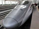 Китайский экспресс "Гармония" в ходе испытаний на высокоскоростной железнодорожной магистрали Пекин-Шанхай разогнался до 486,1 км/ч