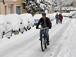 Францию занесло снегом - ущерб экономике оценивается в 30-50 млн евро