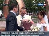 Лейтенант, на свадьбе у которого гулял Медведев, получил огнестрельные ранения на вахте