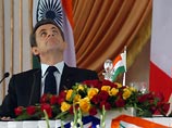 Президент Франции Николя Саркози потребовал в Индии дать ему телохранителей пониже ростом