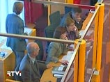 Российские биржи во вторник вновь двигались вверх, но до новых годовых максимумов недотянули Российские биржи во вторник вновь двигались вверх, но до новых годовых максимумов недотянули