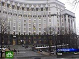 Правительство Украины приняло "жесткий бюджет" на 2011 год с 3,8%-ным дефицитом