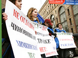 "Ведомости": Медведев пошел на попятную, трасса Москва-Петербург пройдет через Химкинский лес
