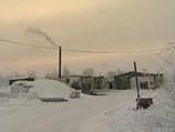Запаса дров в поселке Ванавара на севере Красноярского края, где в пятницу из-за взрыва на котельной без тепла остались около 800 жителей и погиб рабочий, хватит не менее чем на 10 суток