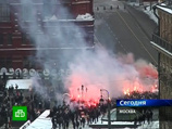 Бирюков отметил, что в связи с вчерашними событиями на Манежной площади, московская милиция предпринимает повышенные меры безопасности
