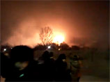 На металлургическом комбинате в Новокузнецке полыхает пожар, пострадал человек (ВИДЕО)