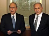 Израиль готов обсуждать все вопросы, необходимые для возобновления переговоров с палестинцами в целях достижения мирного соглашения. Об этом заявил Биньямин Нетаньяху на встрече с Джорджем Митчеллом