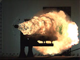 Снаряд электромагнитной пушки представляет собой обычную болванку, без взрывчатки внутри