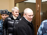 Оглашение приговора может занять длительное время. В частности, первый приговор Ходорковскому коллегия из трех судей читала более двух недель, при этом новое дело масштабнее по числу материалов и его рассмотрение заняло более длительное время
