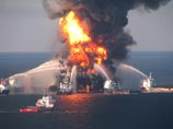 В результате взрыва и пожара на нефтяной платформе Deepwater Horizon в апреле 2010 года погибло 11 человек, после чего в течение нескольких месяцев из поврежденной скважины в море попали миллионы баррелей нефти