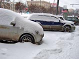 Из-за снегопада Москва встала в пробках. Днем будет лучше, обещают метеорологи Из-за снегопада Москва встала в пробках. Днем будет лучше, обещают метеорологи