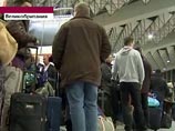 Снег и холод парализовали транспорт в Европе: тысячи людей застряли в аэропортах Снег и холод парализовали транспорт в Европе: тысячи людей застряли в аэропортах