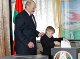 "Прошедшие вчера президентские выборы показали, что Белоруссии еще надо пройти значительный путь для того, чтобы соответствовать своим обязательствам перед ОБСЕ, хотя наблюдались и некоторые улучшения", - говорится в документе