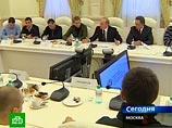 Премьер-министр России Владимир Путин призвал представителей всех национальностей в регионах соблюдать местные обычаи и законы