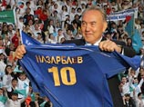 В Казахстане 70-летнего "лидера нации" Назарбаева хотят без выборов оставить президентом еще на 10 лет