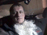 По данным начатого расследования, 25 декабря во второй половине дня в кассу магазина отделочных материалов "Колорлон" на Толмачевской улице в Ленинском районе Новосибирска зашел мужчина в костюме Деда Мороза