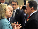 Встреча непримиримых - Чавес и Клинтон пожали друг другу руки и мирно побеседовали