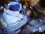 Оппозиционеры готовят новые пикеты против задержания Немцова, Яшина и Лимонова Оппозиционеры готовят новые пикеты против задержания Немцова, Яшина и Лимонова