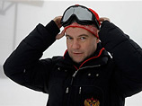 Президент России Дмитрий Медведев принял предложение Арнольда Шварценеггера, который в понедельник покинул пост губернатора американского штата Калифорния, покататься вместе на лыжах Президент России Дмитрий Медведев принял предложение Арнольда Шварценеггера, который в понедельник покинул пост губернатора американского штата Калифорния, покататься вместе на лыжах