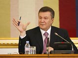 Янукович втайне от украинцев поздравил Лукашенко с победой, вопреки позиции своего МИДа