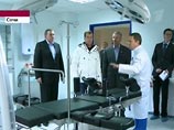 Президент России Дмитрий Медведев, посещая больницу в Красной Поляне, поинтересовался ценой закупленного томографа - аппарата магнитно-резонансной терапии