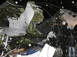 Авиакатастрофа произошла в 19:45 по местному времени (19:15 по московскому). На борту разбившегося самолета находилось 105 человек