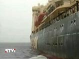 "Берег Надежды" продолжают буксировать в безопасные воды. СМИ узнали, что его можно было спасти уже давно "Берег Надежды" продолжают буксировать в безопасные воды. СМИ узнали, что его можно было спасти уже давно