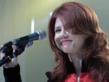 "Пока Ходорковский томится в тюрьме, Чапман красуется в центре внимания. Но то, что она получила роль в политике на общенациональном уровне, - показатель самой темной стороны современной России" "Пока Ходорковский томится в тюрьме, Чапман красуется в центре внимания. Но то, что она получила роль в политике на общенациональном уровне, - показатель самой темной стороны современной России"