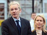 Основатель WikiLeaks Джулиан Ассанж боится, что Швеция, добившись его экстрадиции из Великобритании, передаст его Соединенным Штатам, где интернет-активисту может грозить смертная казнь или долгое заключение в лагере в Гуантанамо