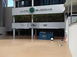 Наводнения в Австралии привели к пожару на стадионе. В Квинсленде уже 21 погибший