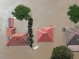 Королева Великобритании пожертвовала в фонд помощи пострадавшим от наводнения в Австралии