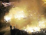 Дотла сгорели 8 домов и множество автомобилей. Причиной возгорания стала утечка газа Дотла сгорели 8 домов и множество автомобилей. Причиной возгорания стала утечка газа