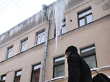 Кондрашов отметил, что за обслуживание домов отвечают управляющие компании, деньги за это жильцы платят именно им, а не в городской бюджет Кондрашов отметил, что за обслуживание домов отвечают управляющие компании, деньги за это жильцы платят именно им, а не в городской бюджет