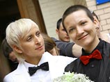 Европейский Суд по правам человека (ЕСПЧ) зарегистрировал жалобу двух москвичек на отказ поженить их в России, сообщают борцы за права секс-меньшинст