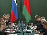 СМИ: Минск получит российскую нефть не ранее четверга - после встречи Путина c Мясниковичем
СМИ: Минск получит российскую нефть не ранее четверга - после встречи Путина c Мясниковичем