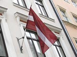 Отказ Латвии не остановил Лужкова: он собирается просить вид на жительство в Австрии